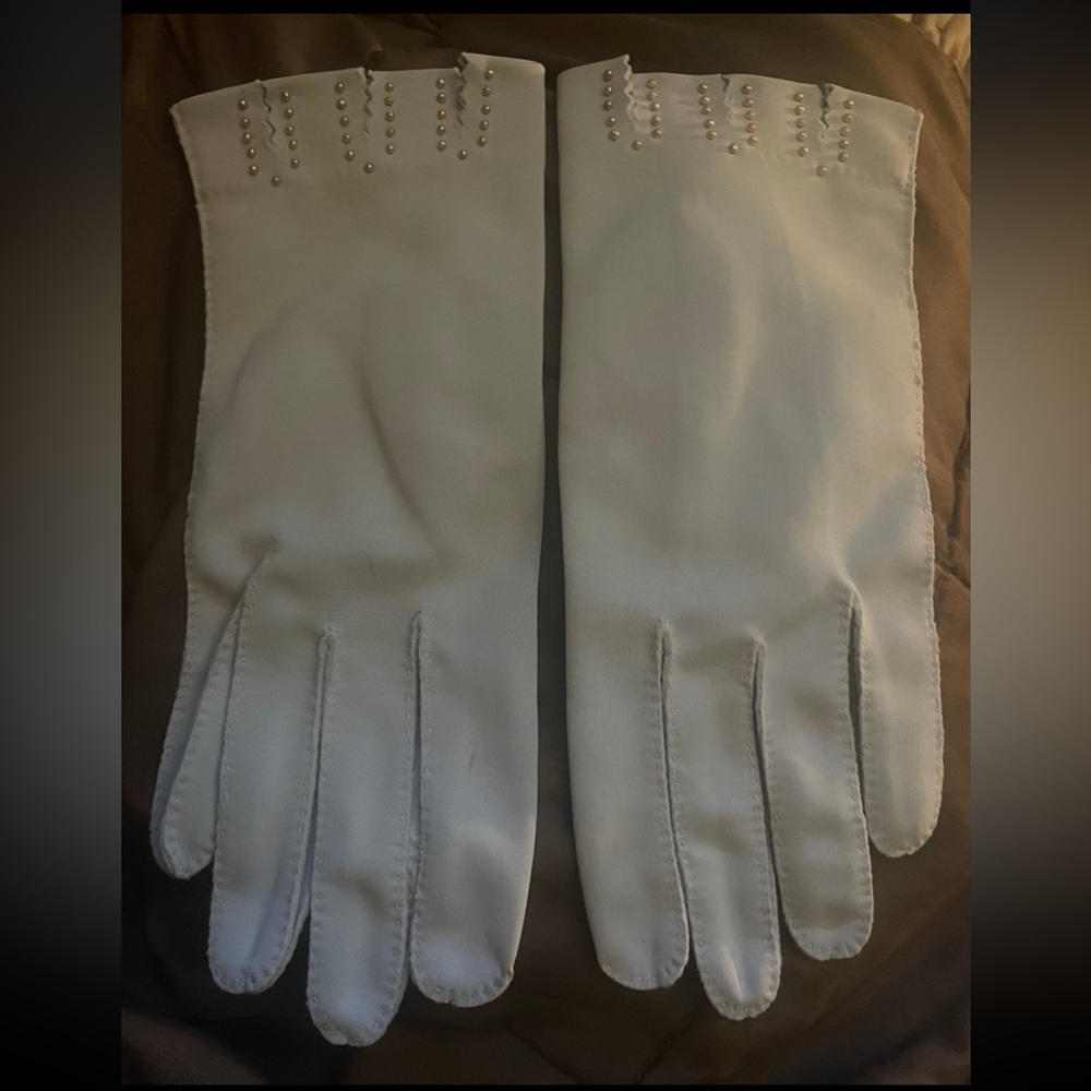 Vintage 1950s 1960s Blue Elegant Gloves with Elasticated Wrist